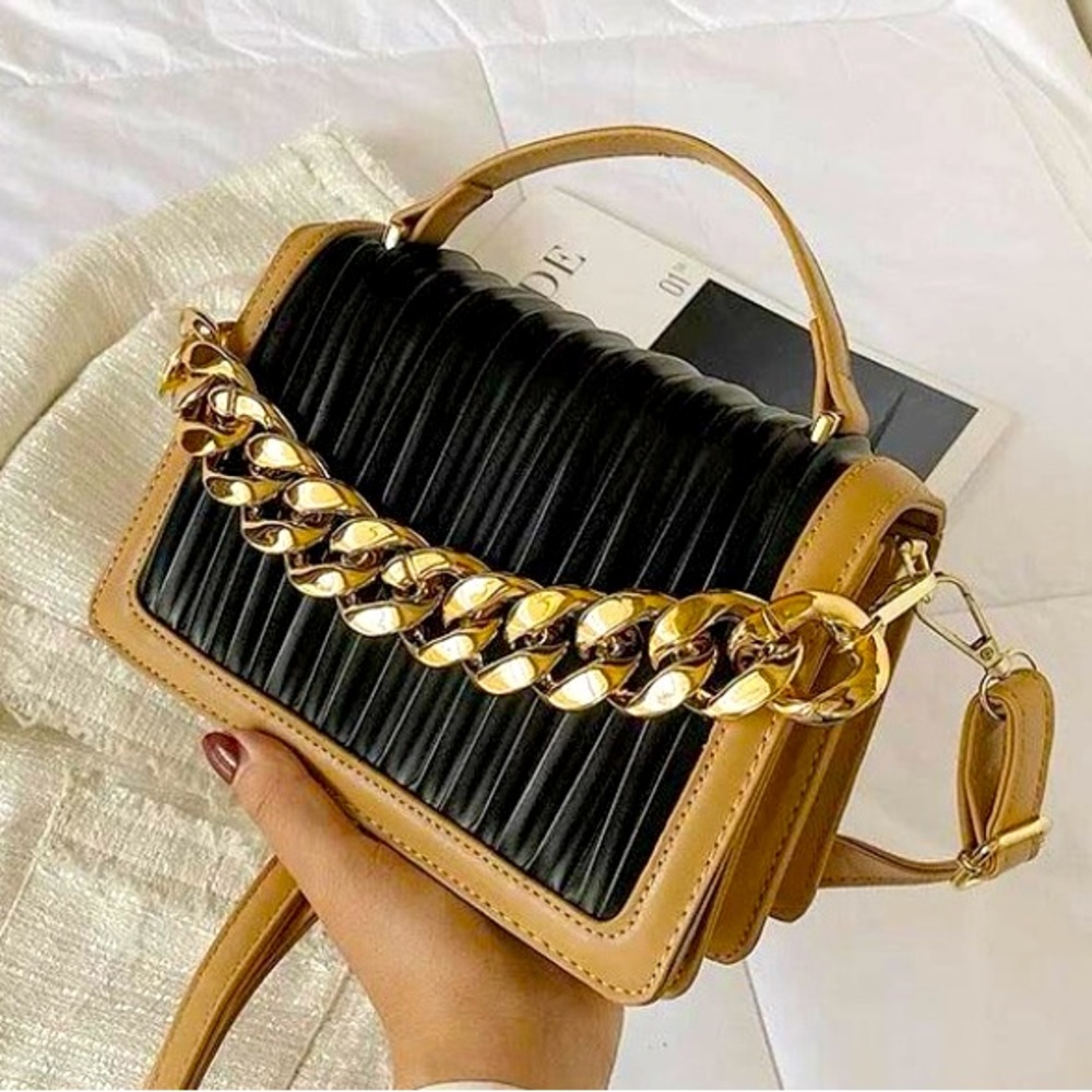 ROME Chain Bag😍